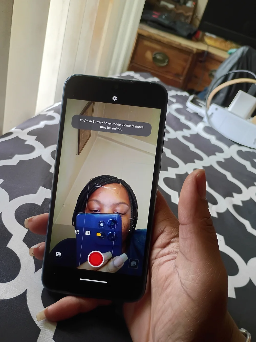 Motorola Moto E Blue Smartphone - Sleek Dual-Camera Design